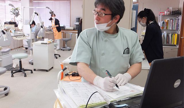 治療内容はカルテに記録
